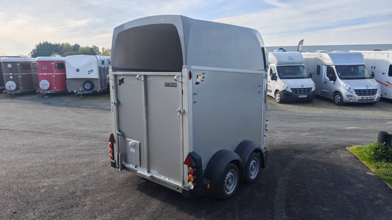 Van 2 chevaux Ifor Williams HBEco 506