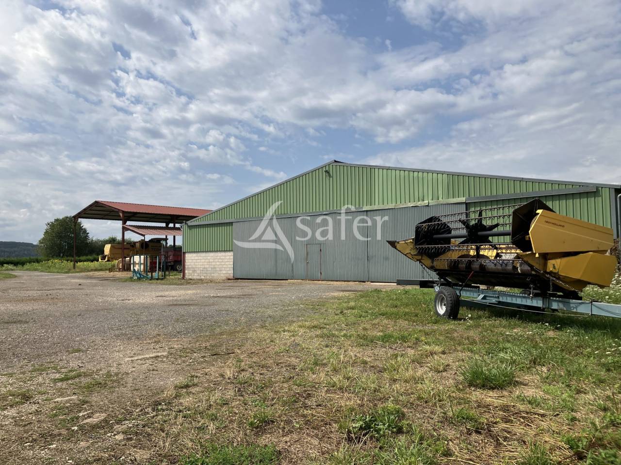 2 bâtiments agricoles - 6 ha