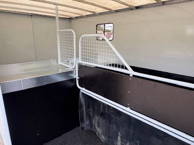 Master 145 chx 2 places 200 000KM