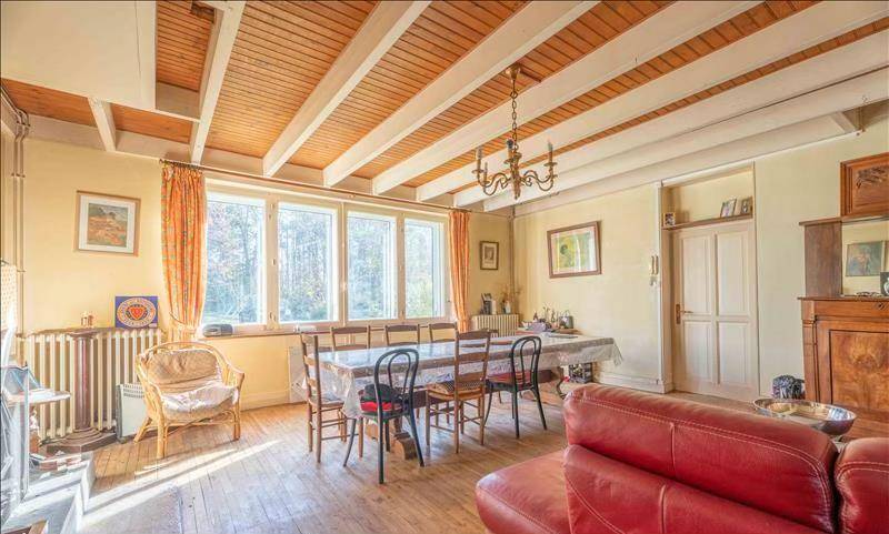 Propriété de 174 m² idéale pour chevaux sur 1,6 ha