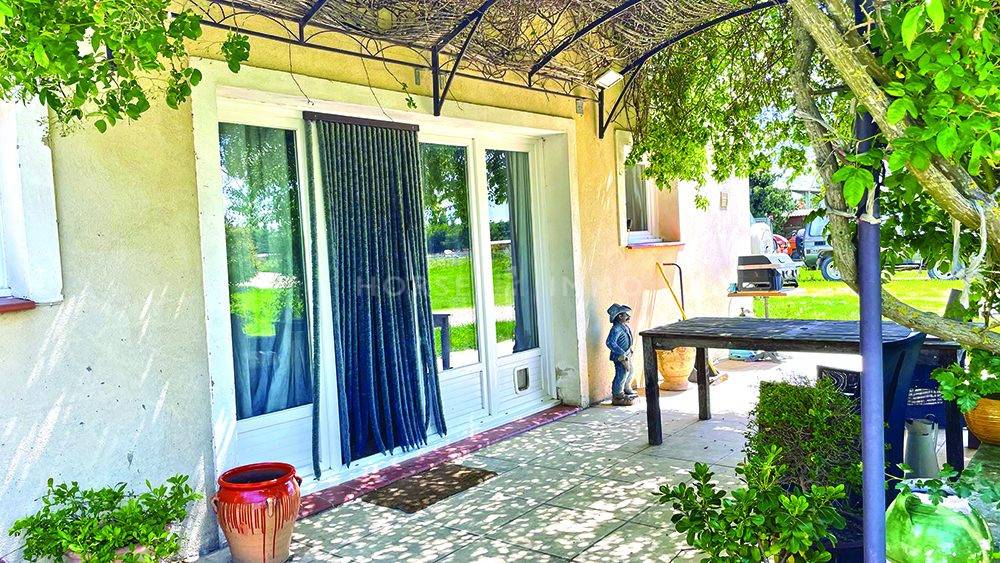 Domaine équestre - Equipements complets sur 5 hectares