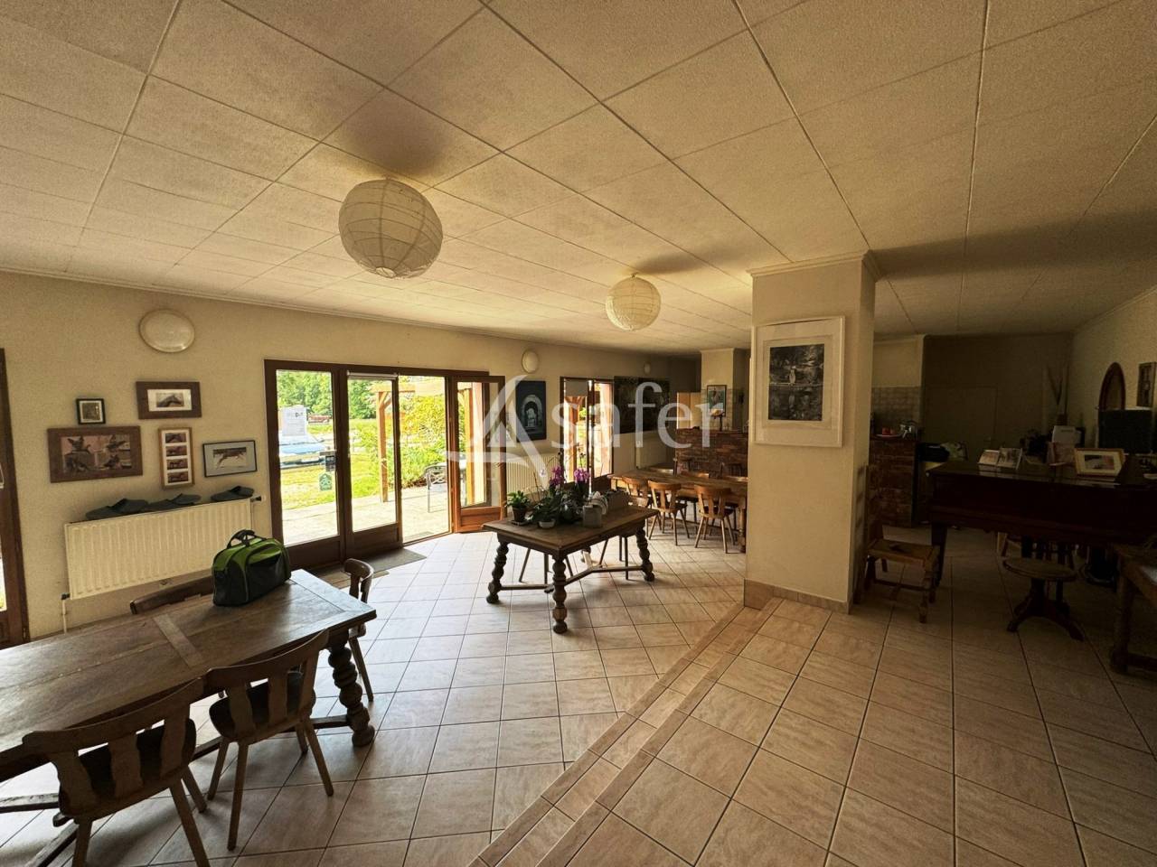 Ecurie de propriétaires à l'orée de la forêt de Fontaineblea