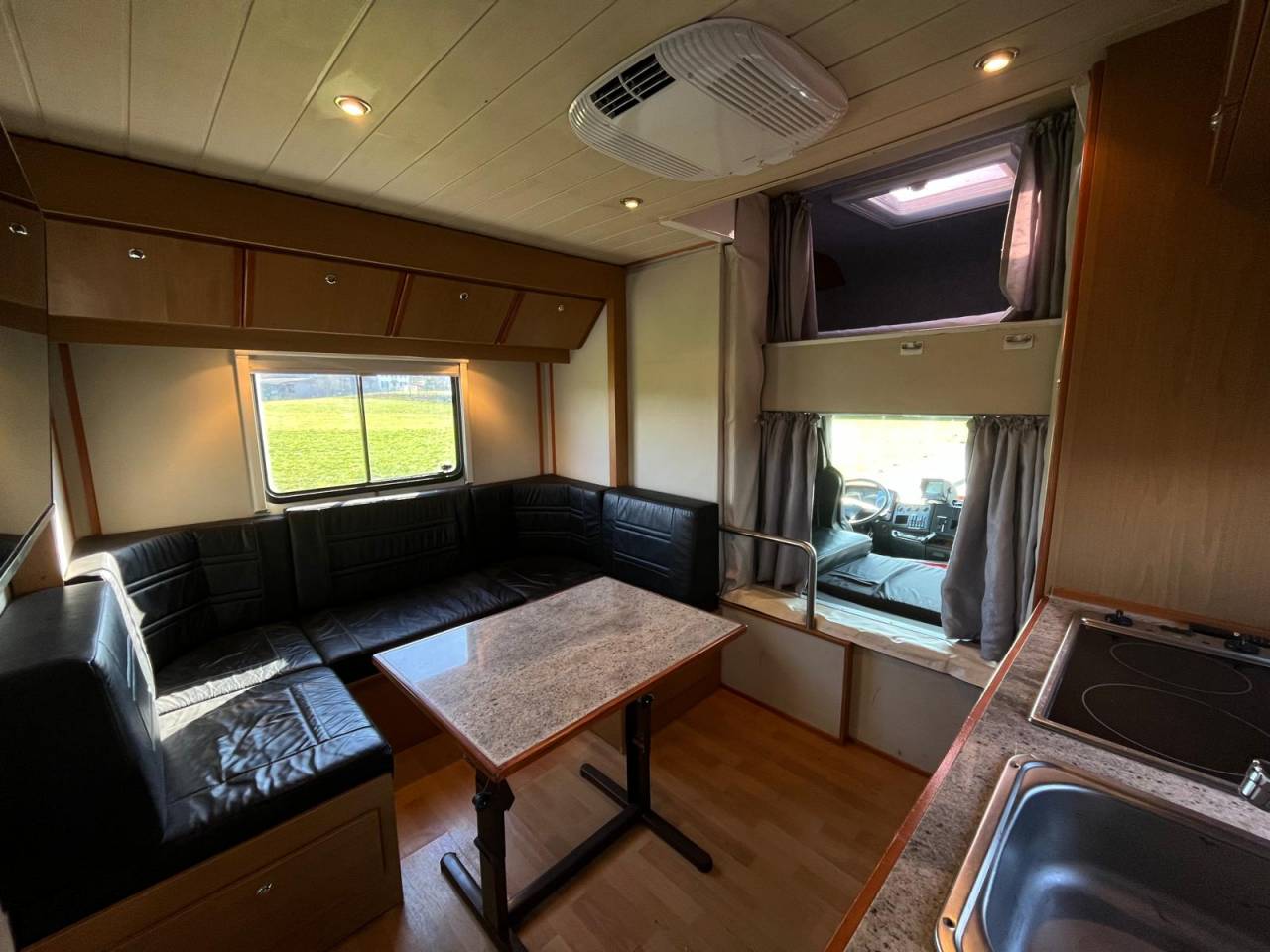 MAN TGA 26.430 6 CHEVAUX POP OUT JL / VENDU