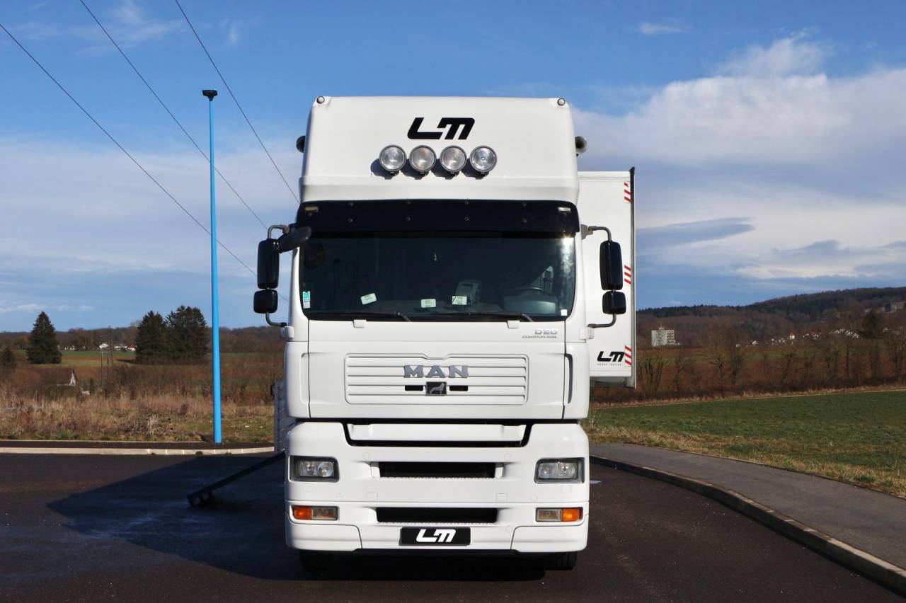 MAN TGA 26.430 6 CHEVAUX POP OUT JL / VENDU