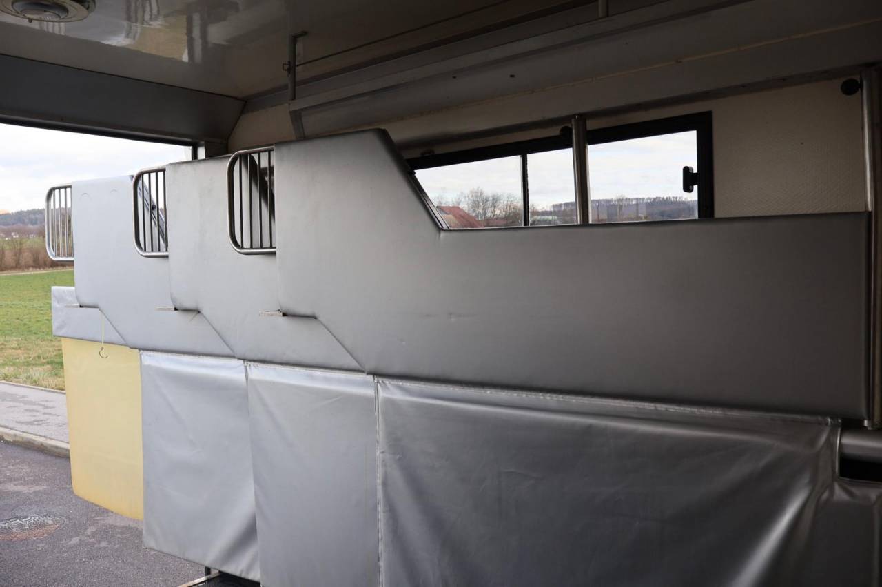 MERCES-BENZ ATEGO 8.180 AK 4 CHEVAUX - VENDU