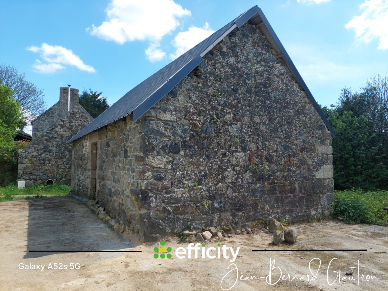  MAISON 115 M2 - 3 CHAMBRES - 1 HECTARE - DÉPENDANCES