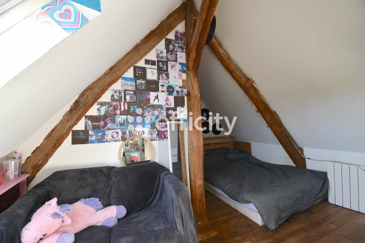 PROPRIÉTÉ ÉQUESTRE / AGRICOLE 2.9 HECTARES