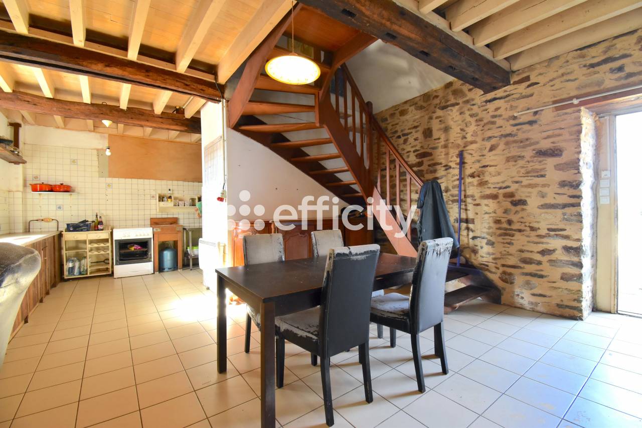 PROPRIÉTÉ ÉQUESTRE / AGRICOLE 2.9 HECTARES