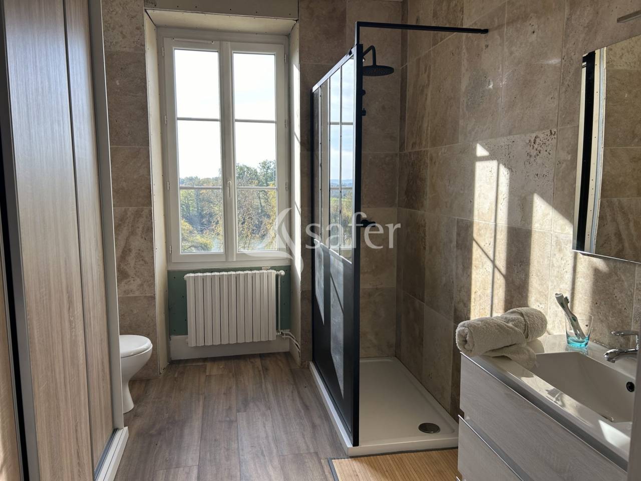 Jolie propri&eacute;t&eacute; agricole sur 33ha avec site de transformation