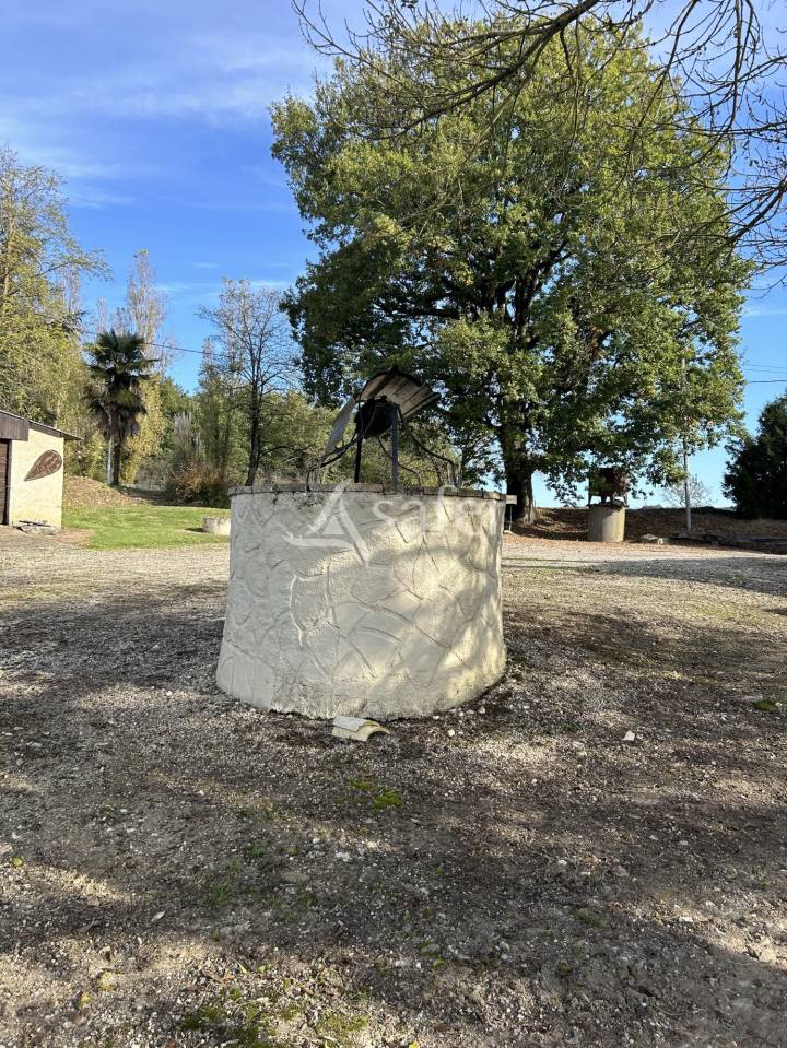 Jolie propri&eacute;t&eacute; agricole sur 33ha avec site de transformation