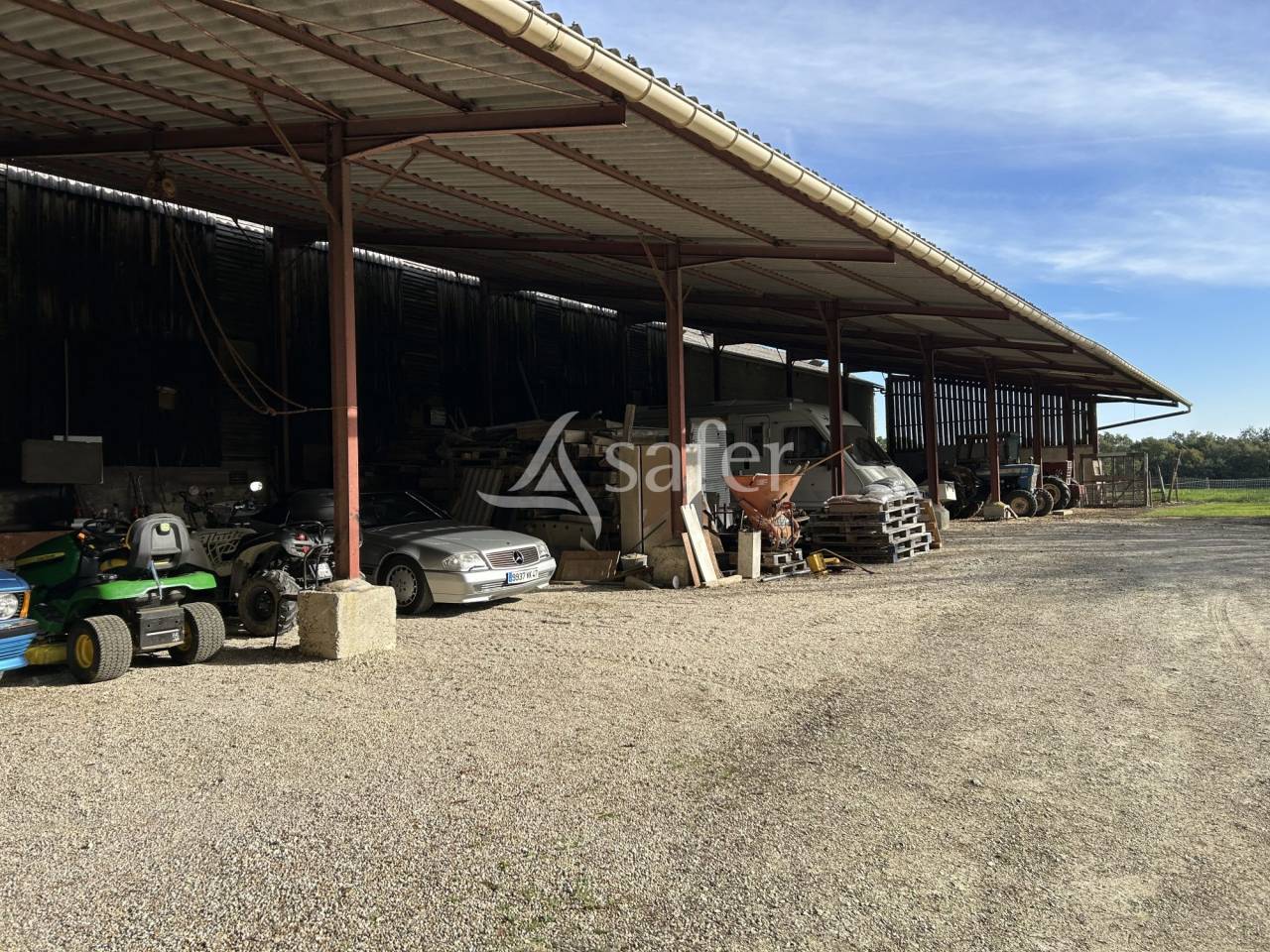 Jolie propri&eacute;t&eacute; agricole sur 33ha avec site de transformation