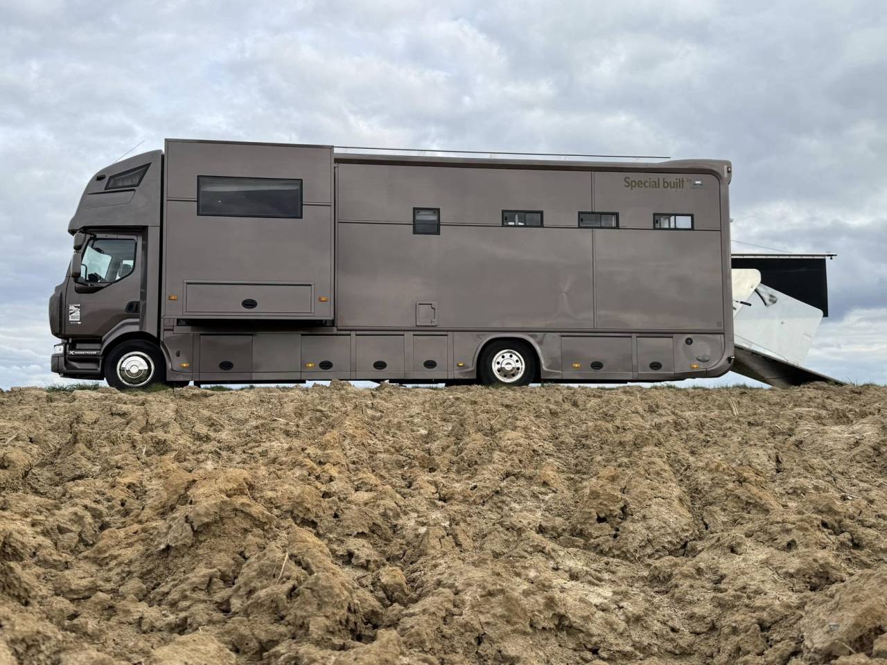 renault midlum jk 5 chevaux