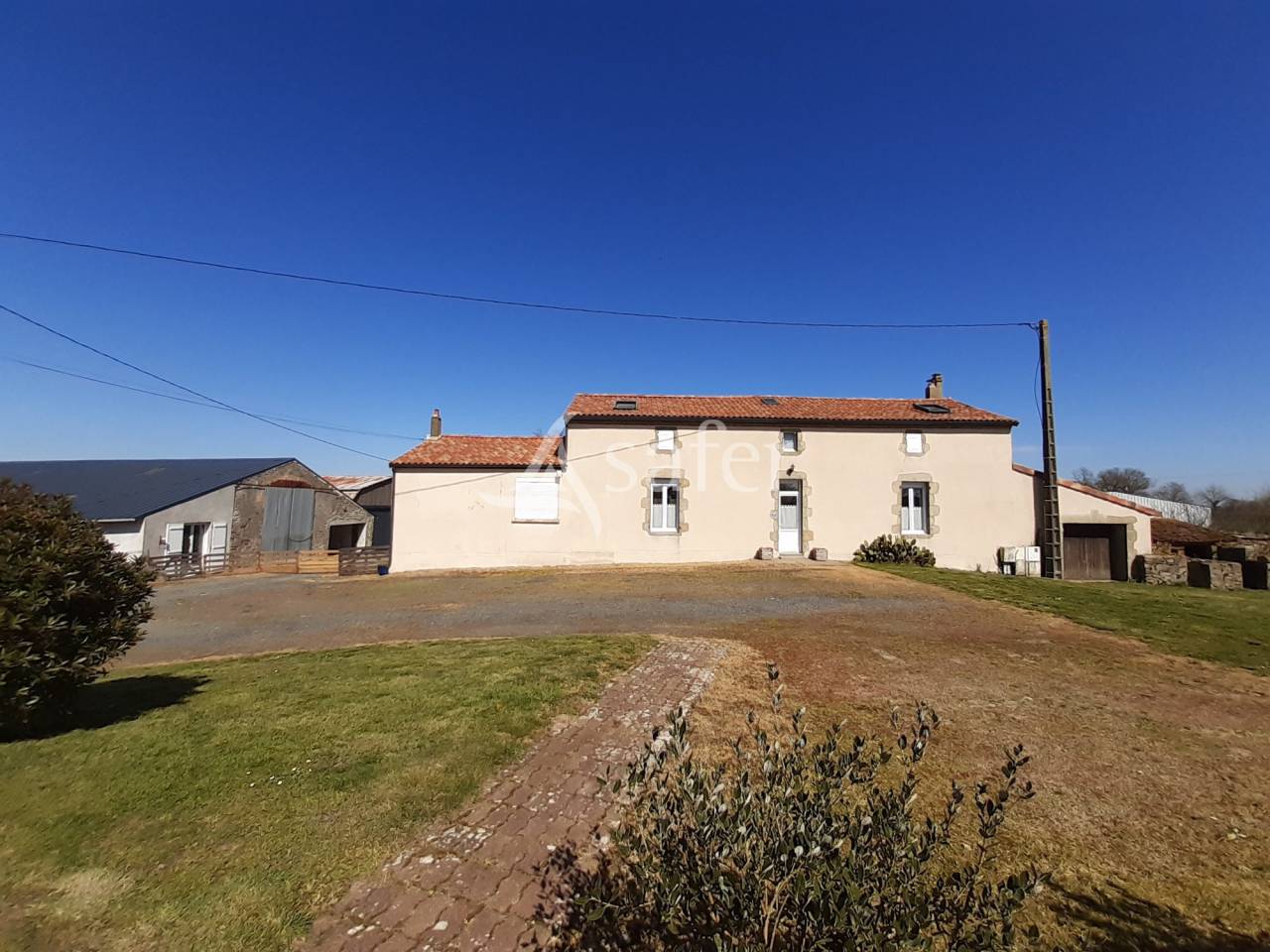 Belle Ferme à reprendre sur 80ha (dont 3ha en fermage)