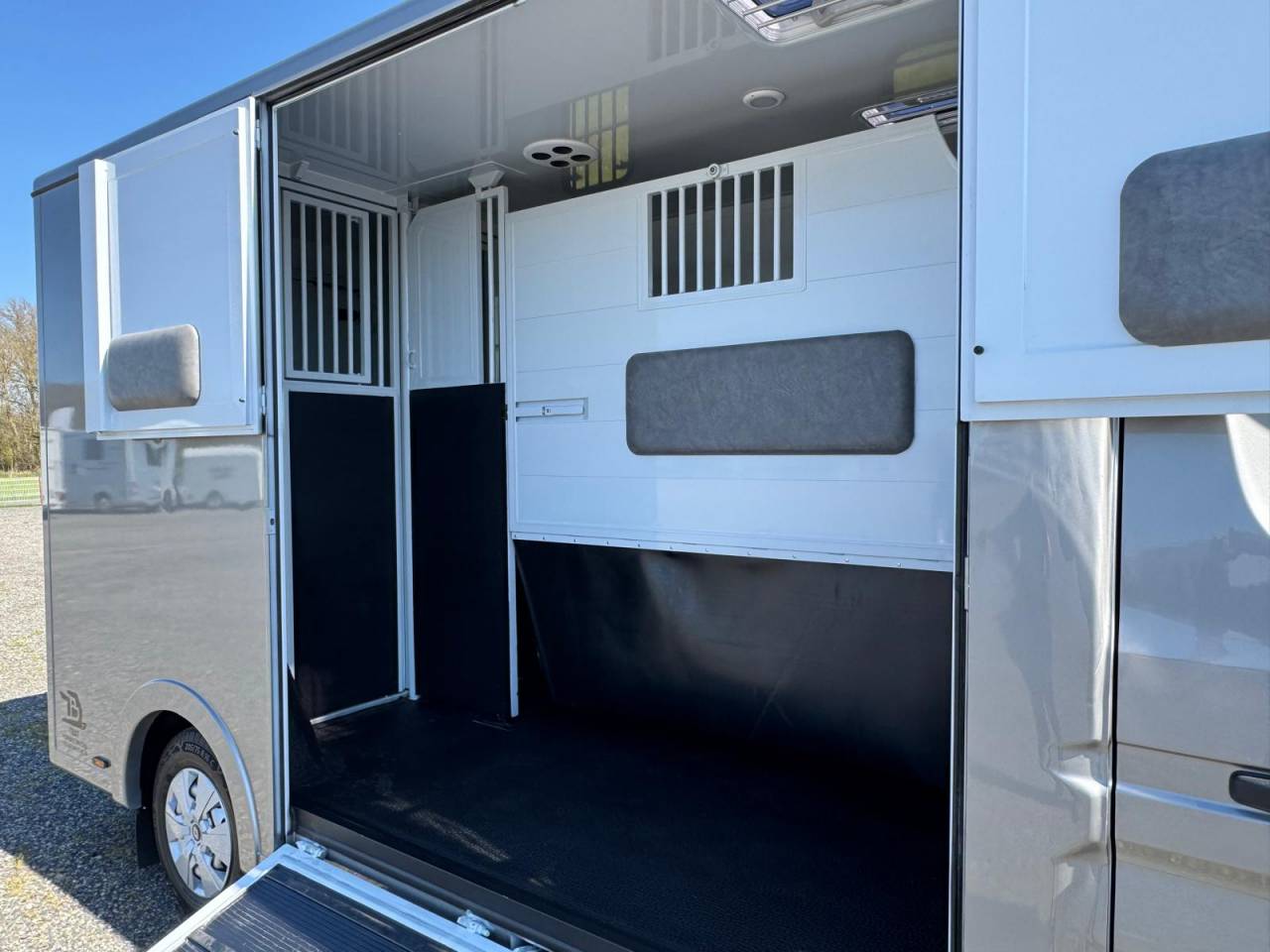 Nouveau Renault Master TBST stalle 3