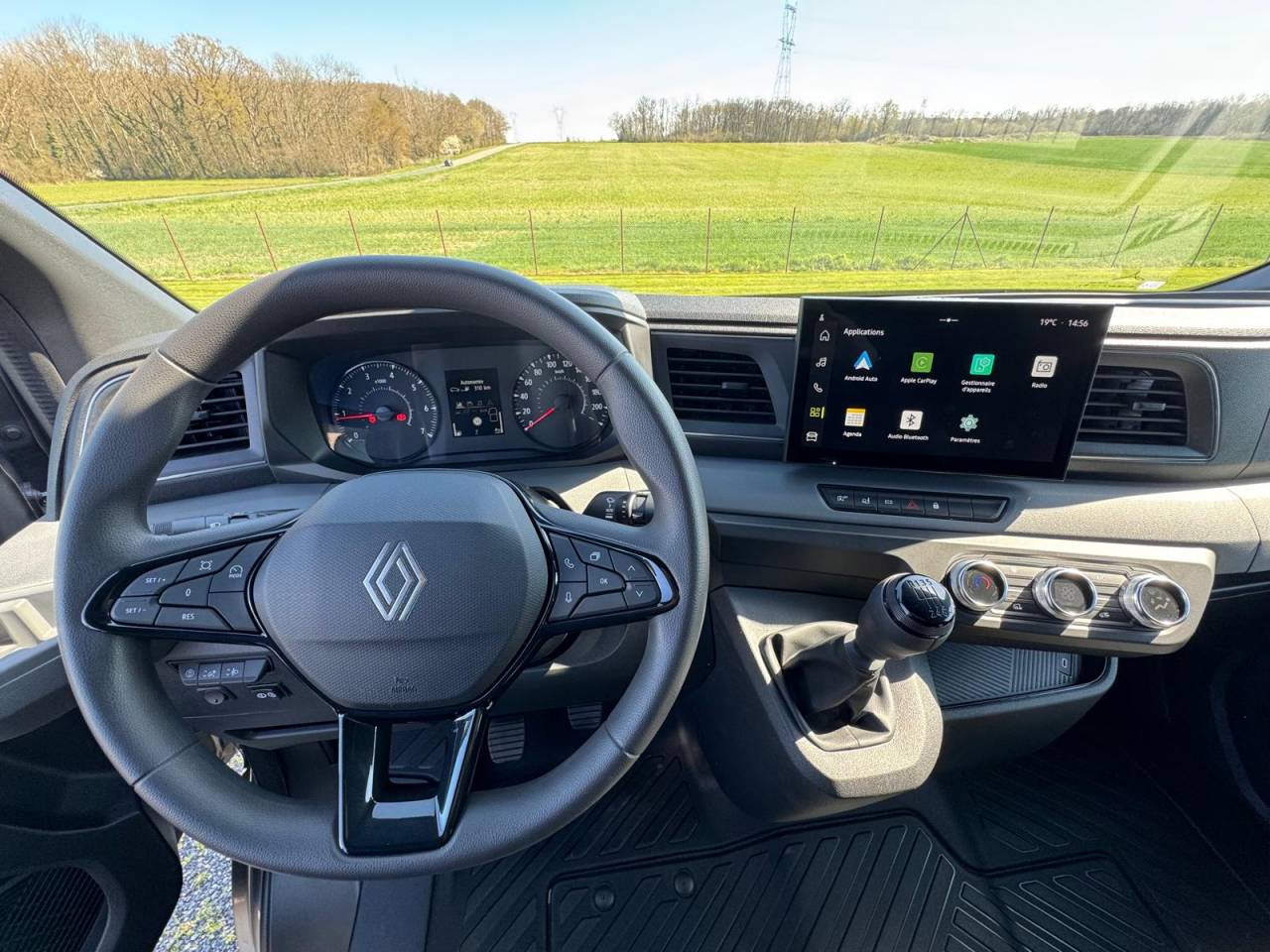 Nouveau Renault Master TBST stalle 3