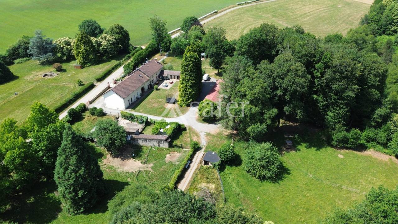 Ferme Auberge d'environ 27 ha