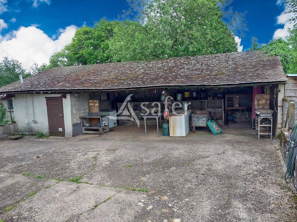 Ferme Auberge d'environ 27 ha