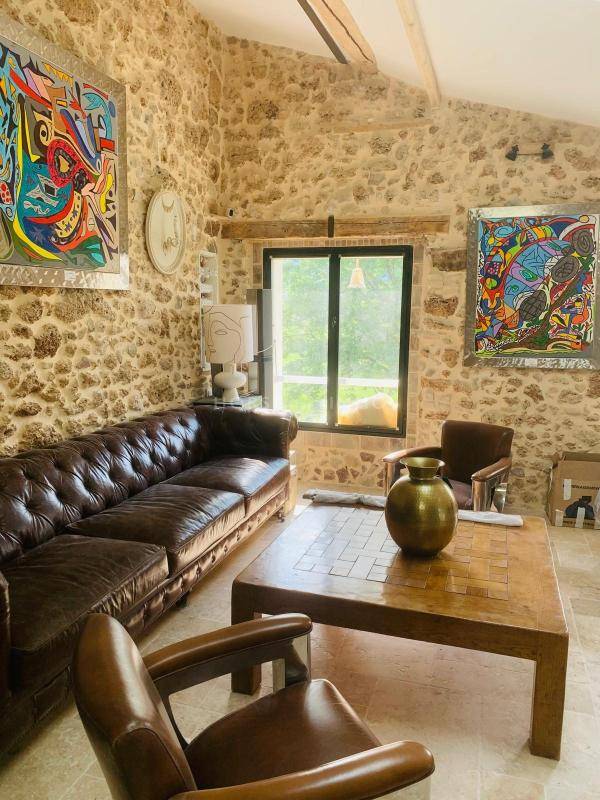 Belle bastide à la rénovation de standing