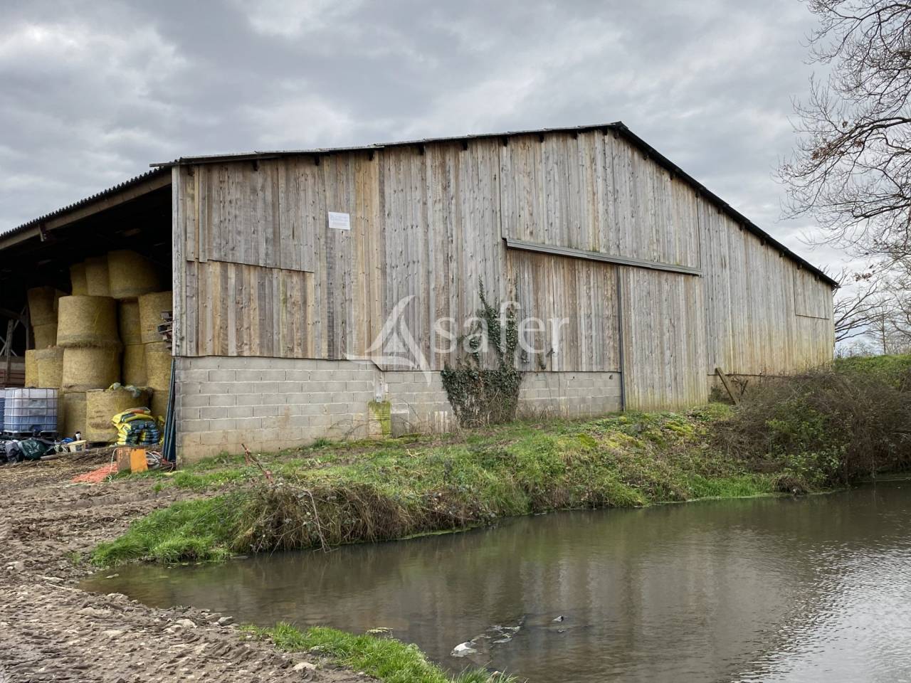 Exploitation agricole idéale pour un projet d'installation av