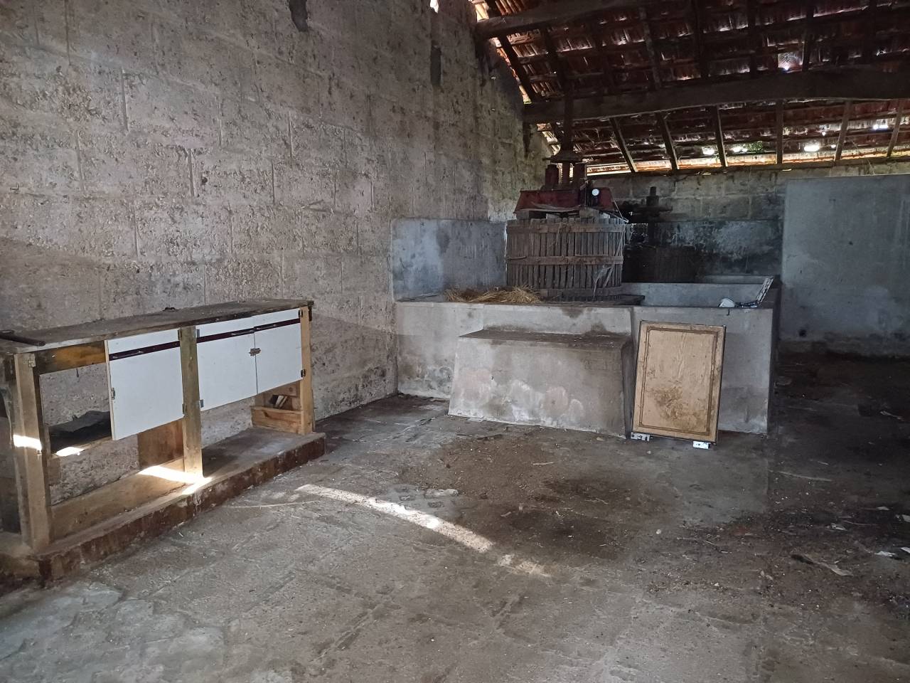 Propriété sur 31 ha idéale chevaux 10 mn MONTPON-M.(24)