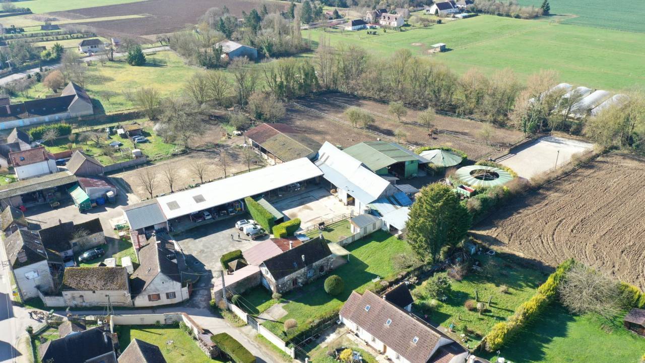 Propriété Équestre avec Maison d'Habitation et Gîte  4