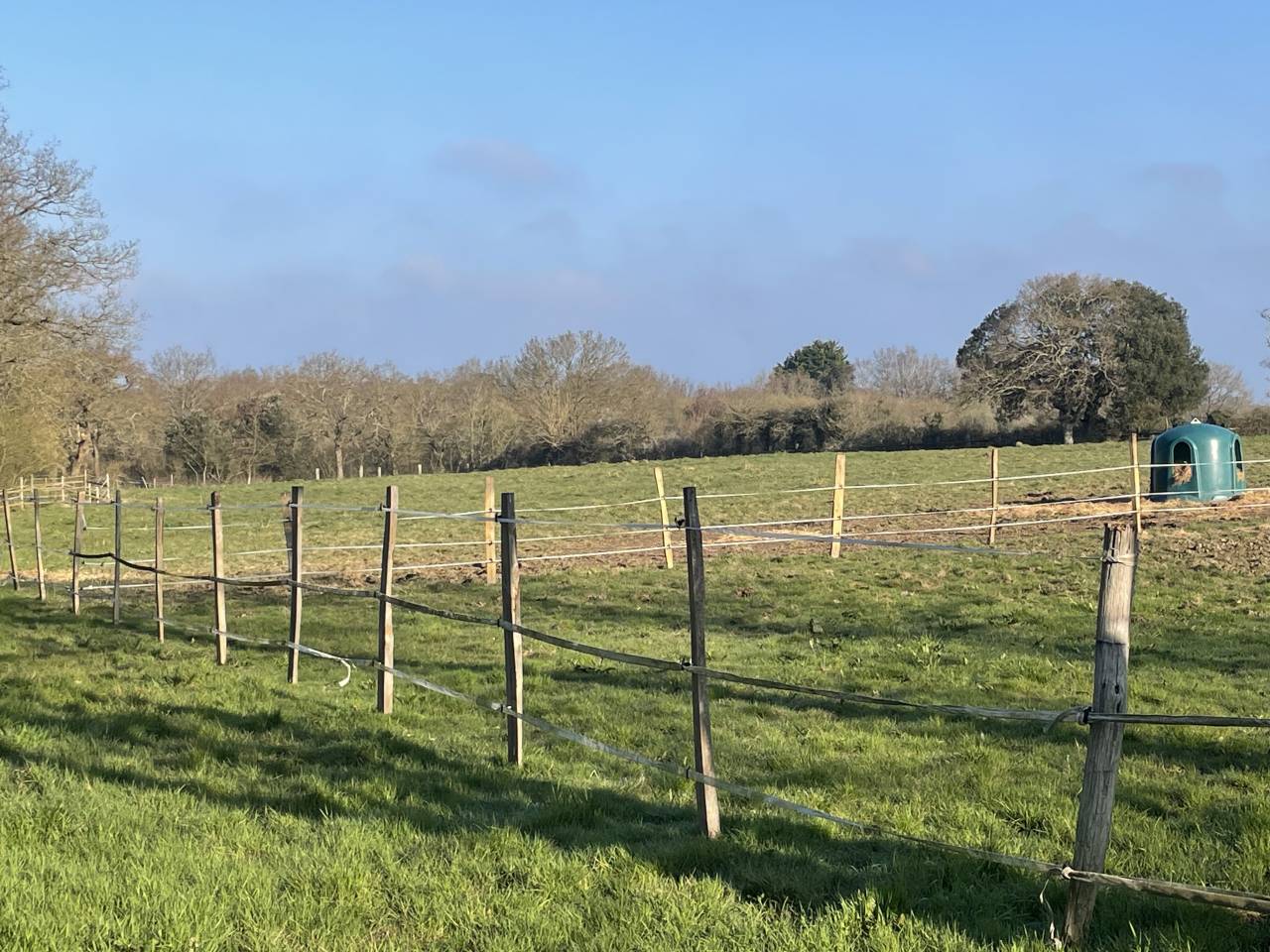 Chalet au calme ,à 2,5kms de la mer, pré à proximité