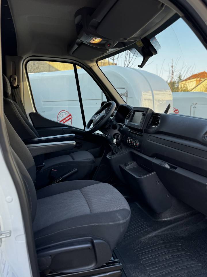 Vl 2 places occasion 25000kms 