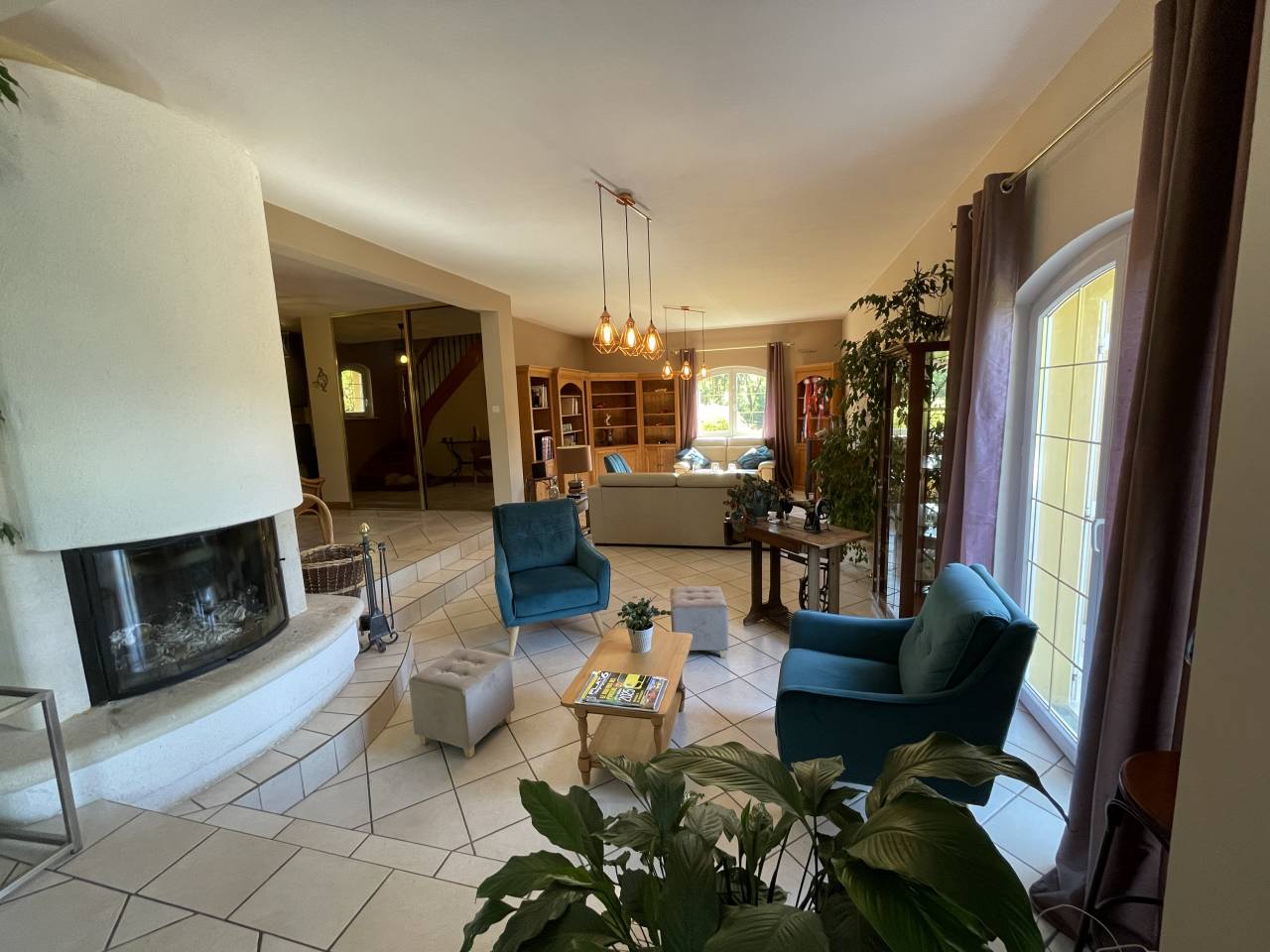 À vendre – Propriété familiale avec structure équestre