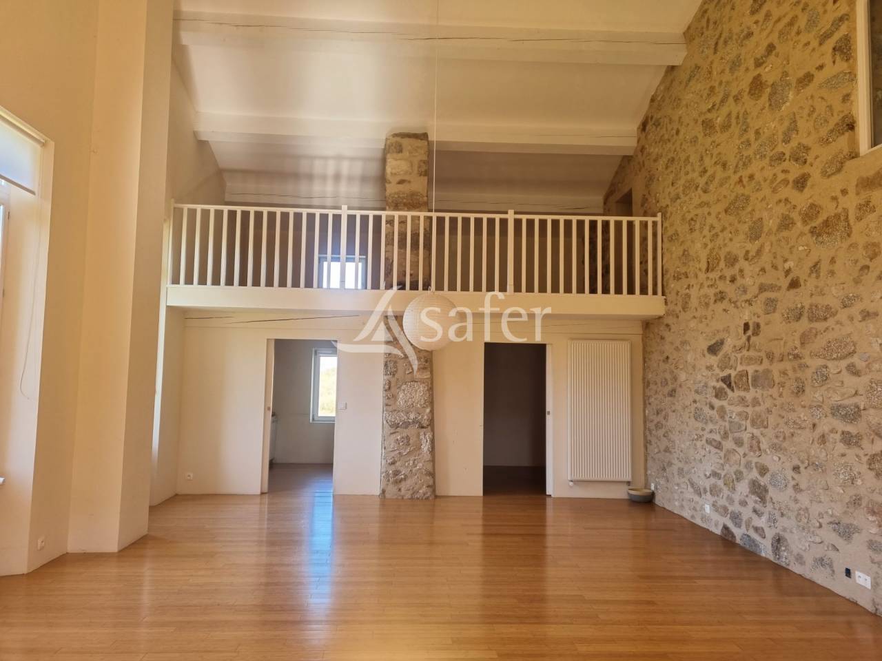 Mas en pierre tout confort au coeur de la nature dans les Pyr&eacute;n