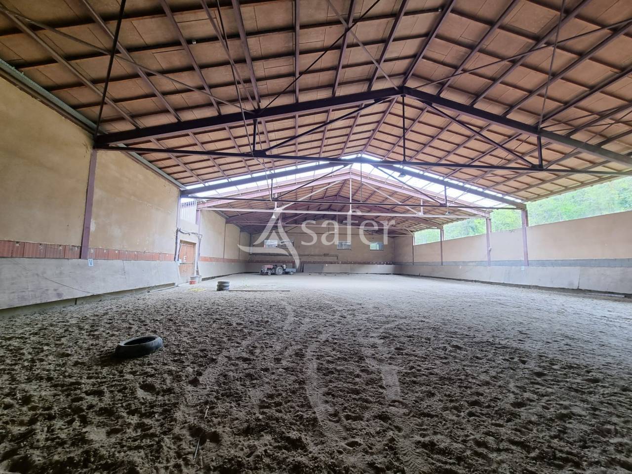 Rare : Domaine à vocation équestre dans les Pyrénées Orienta