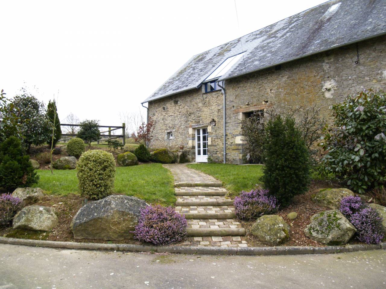 Propri&eacute;t&eacute; &eacute;questre - Habitation - B&B - G&icirc;te - 6Ha