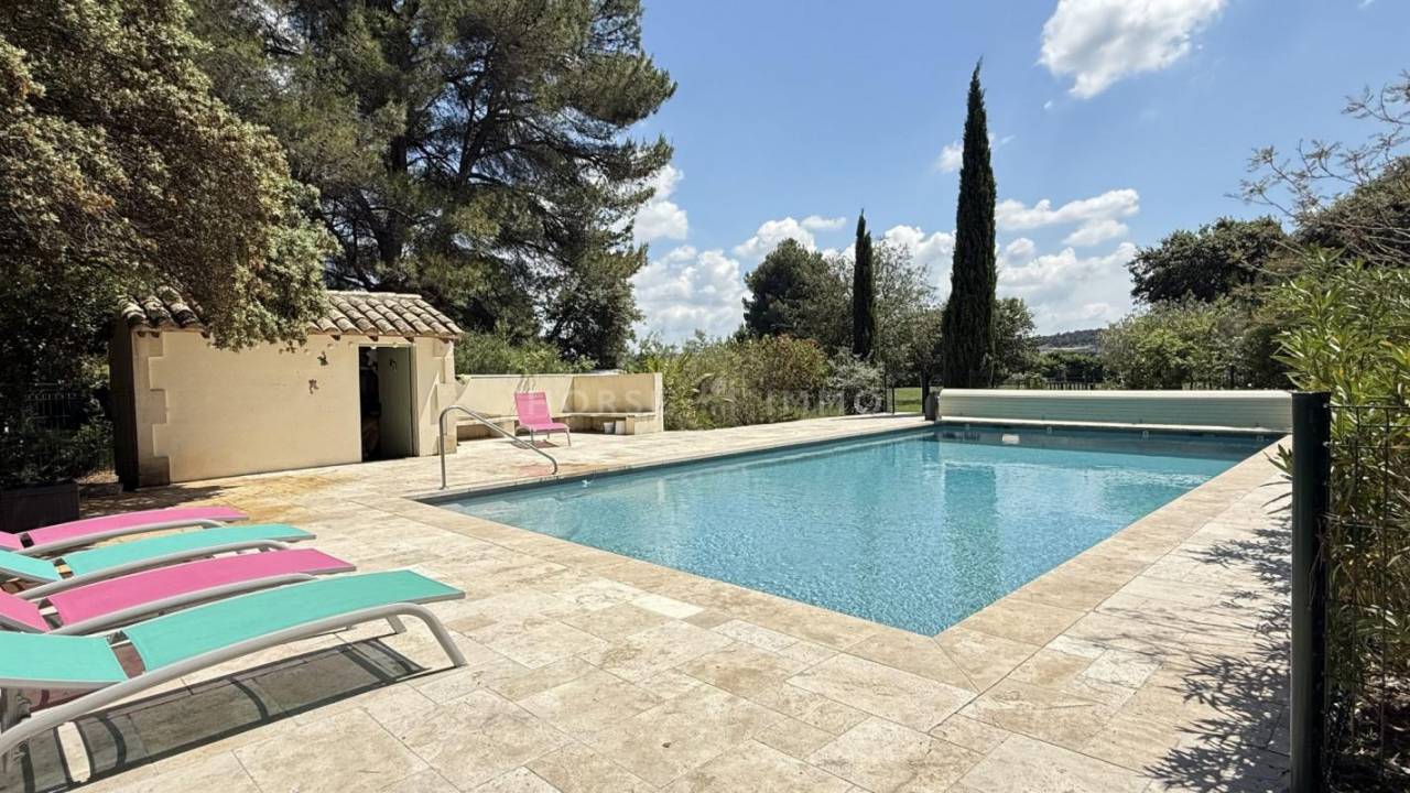 Alpilles - magnifique domaine de 6,5 hectares