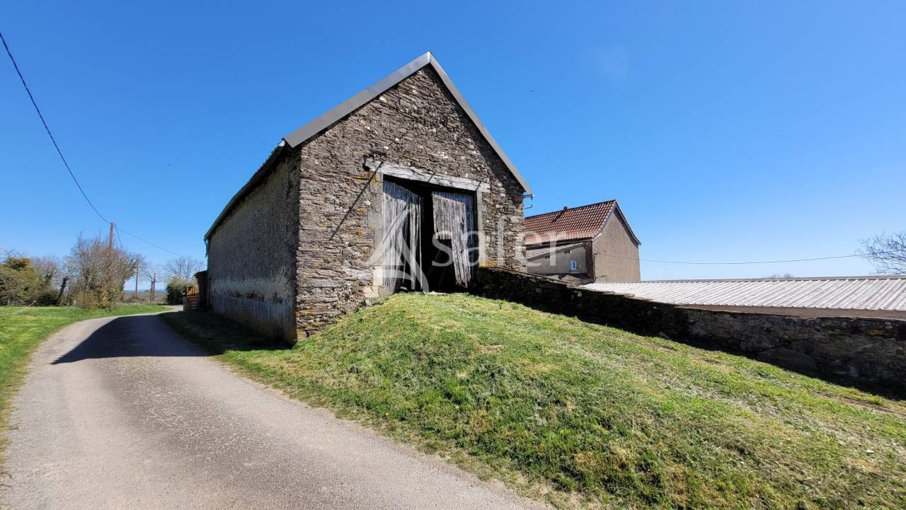 Exploitation agricole idéal projet élevage ou hébergement rur