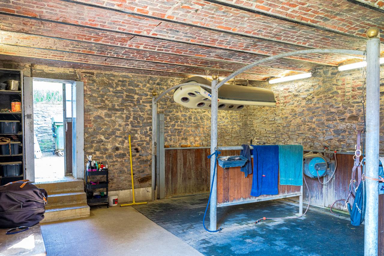 Belgique-Autoroute de Paris-MONS/Feluy