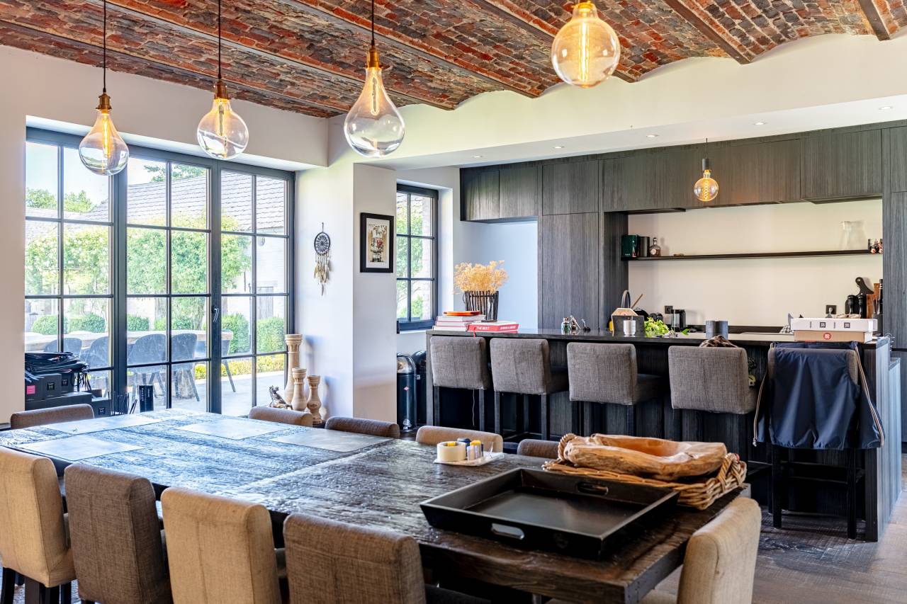 Belgique-Autoroute de Paris-MONS/Feluy