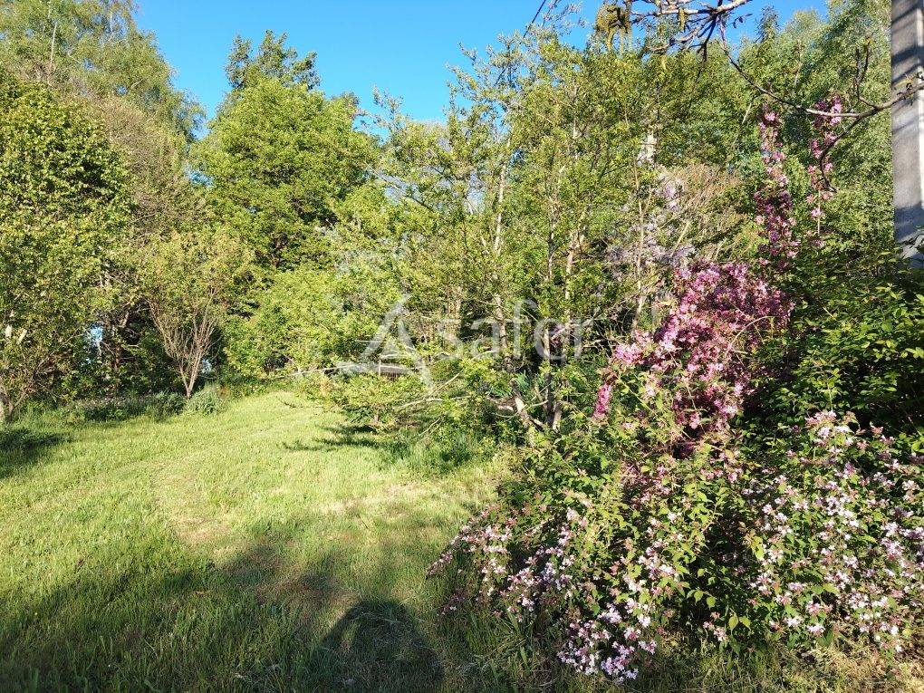 Propriété d'environ 7h30, isolée du voisinage