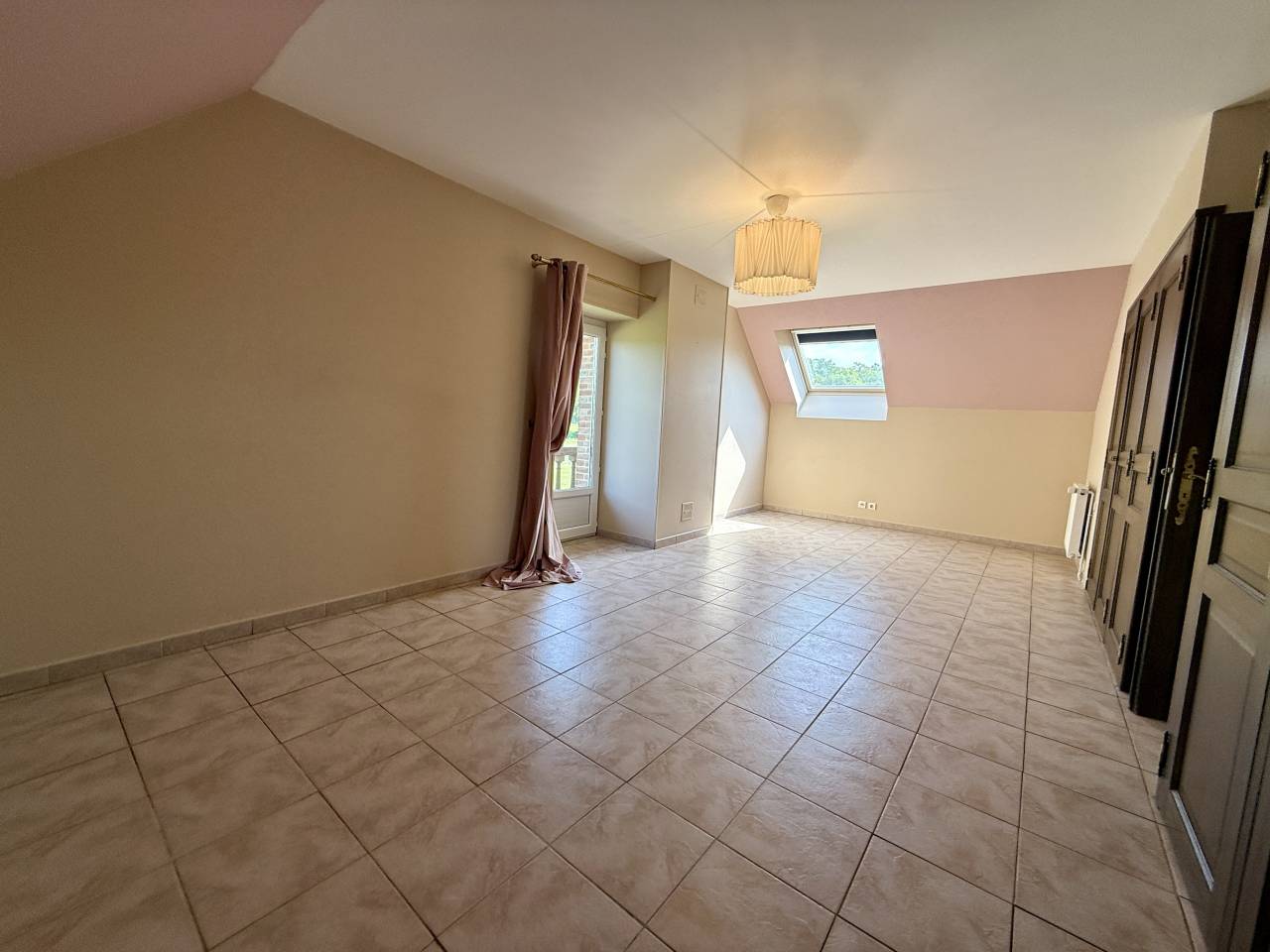 MEZIDON VALLEE D'AUGE - HARAS SUR 10HA