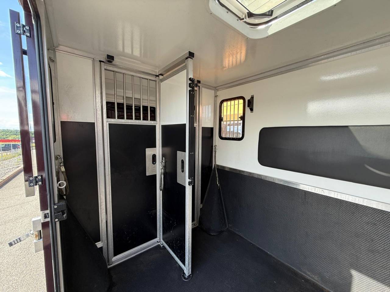 VL MASTER KRISMAR STALLES - 165CH - VENDU