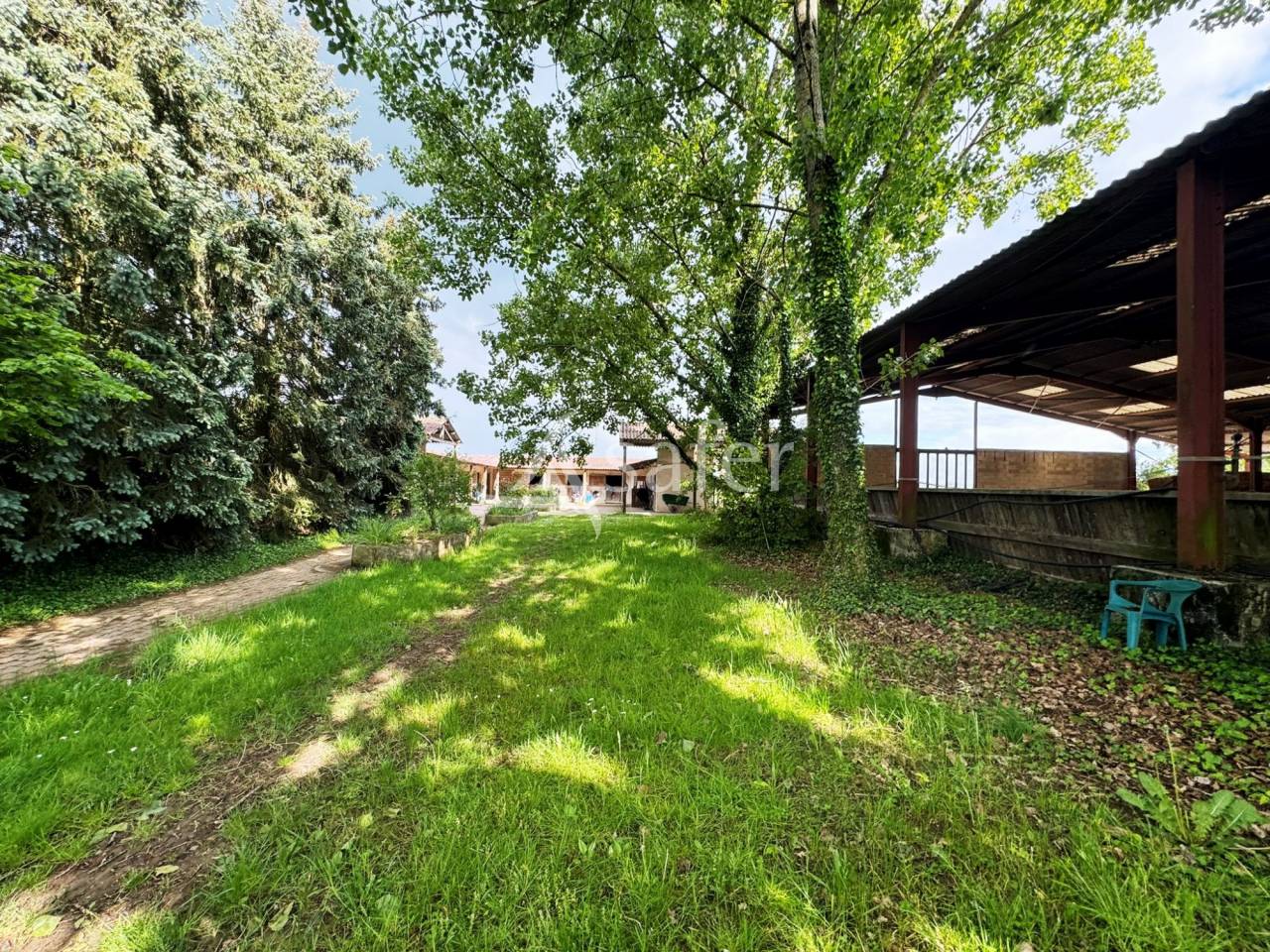 Propriété équestre - Ecurie de propriétaires