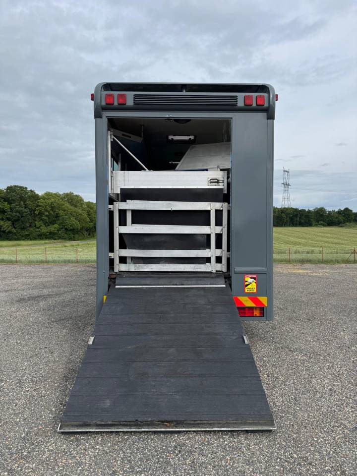 JL 7 chevaux avec home car - VENDU
