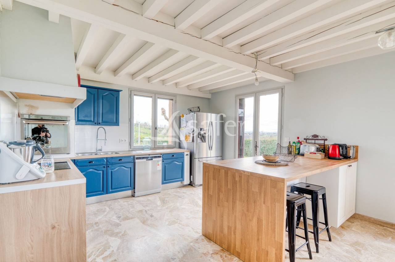 MAISON DANS ESPACE NATUREL- CHAPONOST