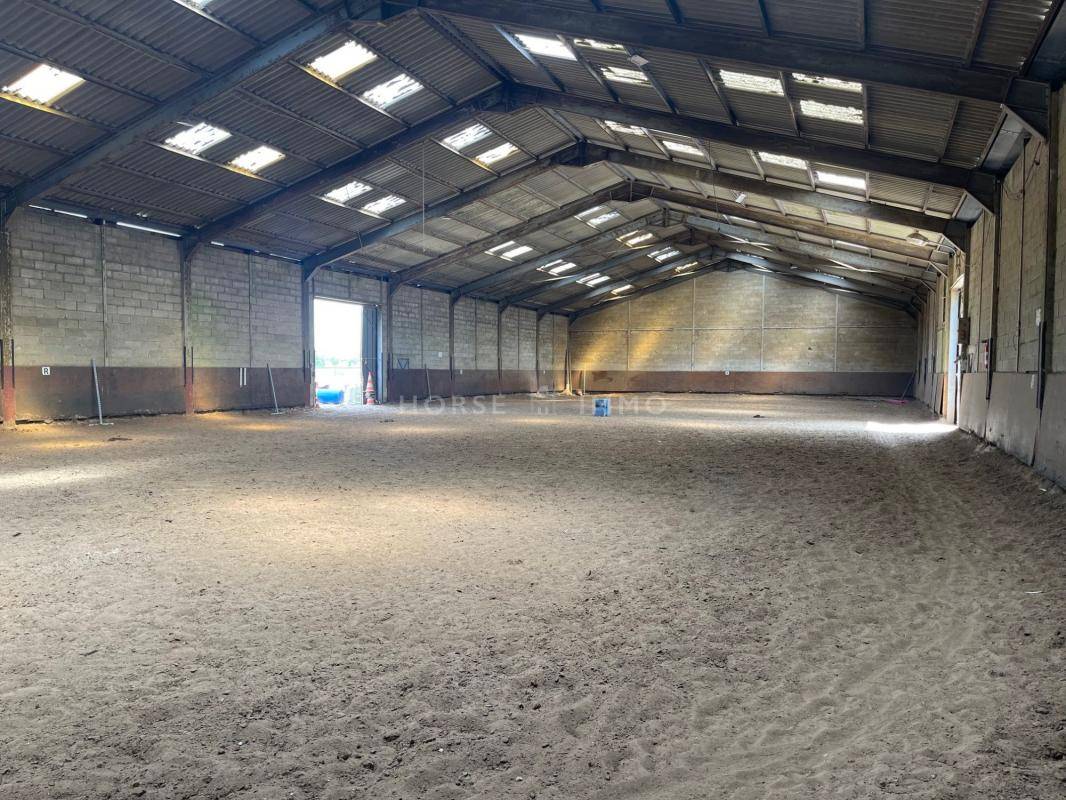 Ecurie avec Travaux au sud d'Arpajon