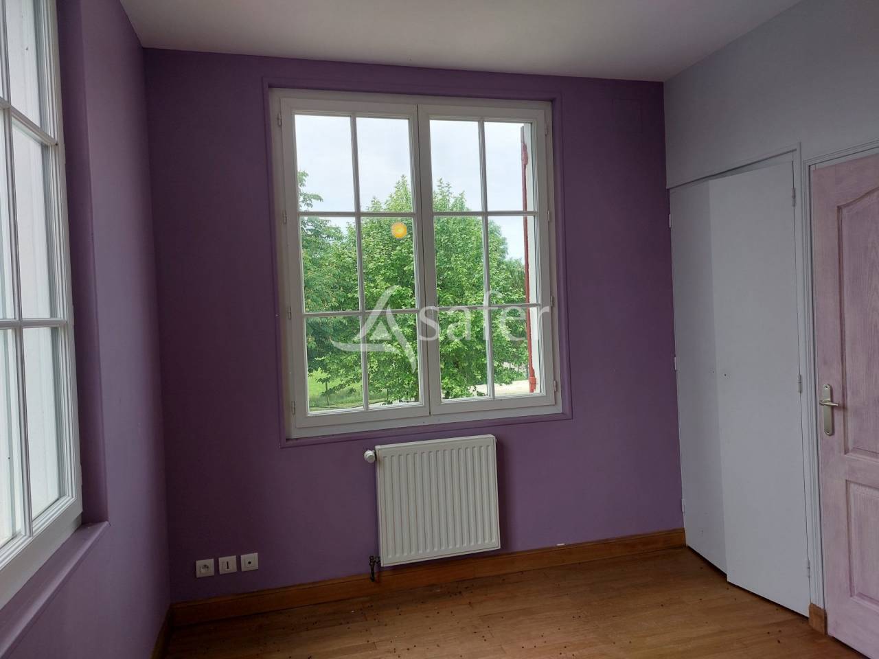 Enclos de chasse avec gîtes et salle de réception sur 100ha