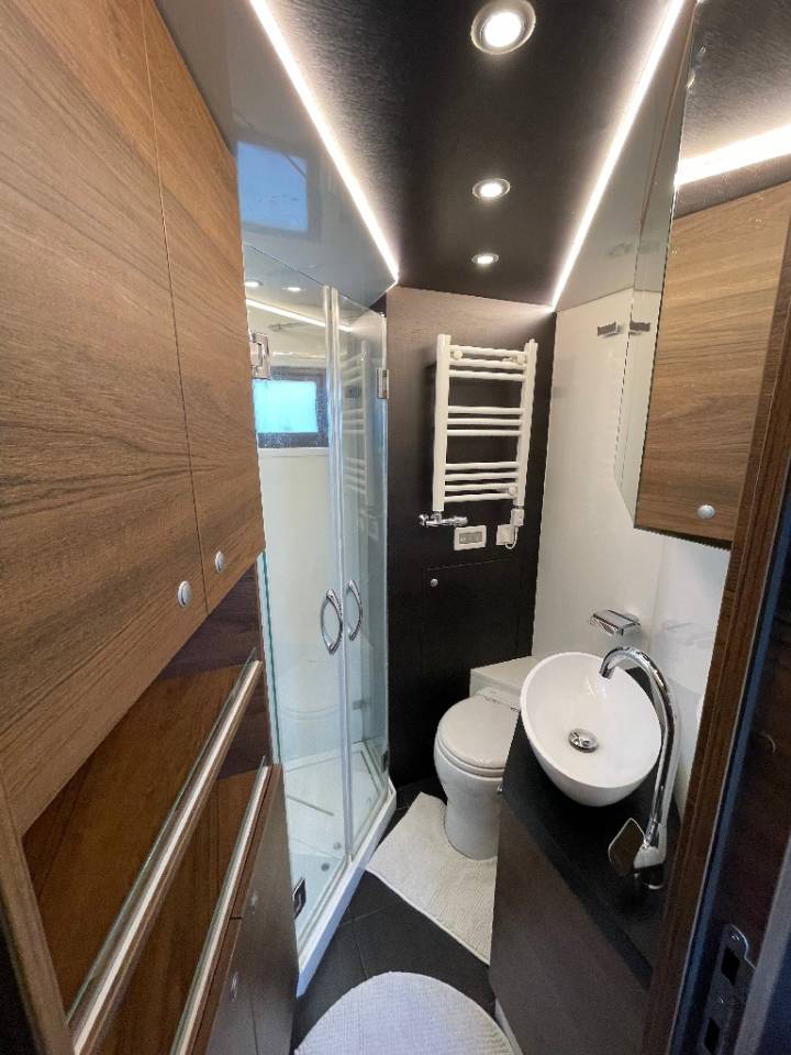 Volvo STX POP-OUT, POP-UP