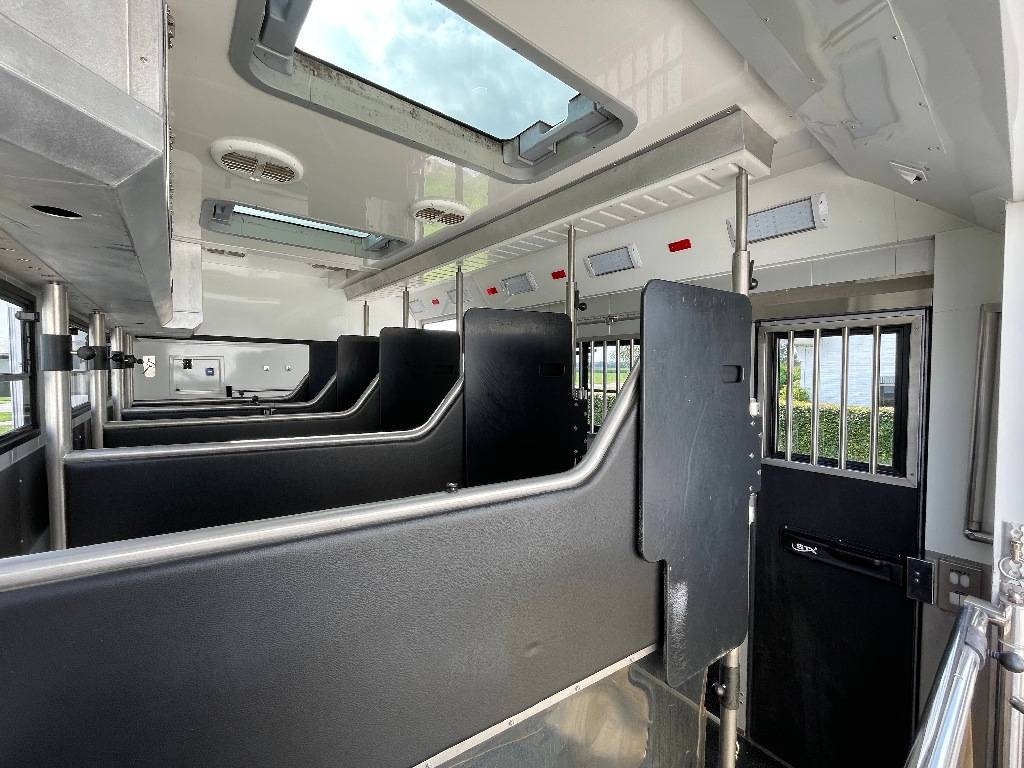 Volvo STX POP-OUT, POP-UP