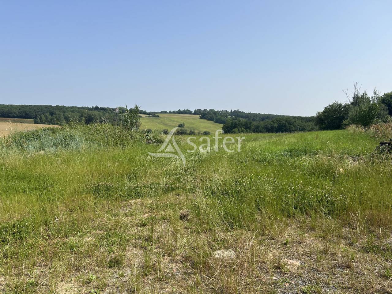 Propriété agricole de 23ha BIO avec lac et grange