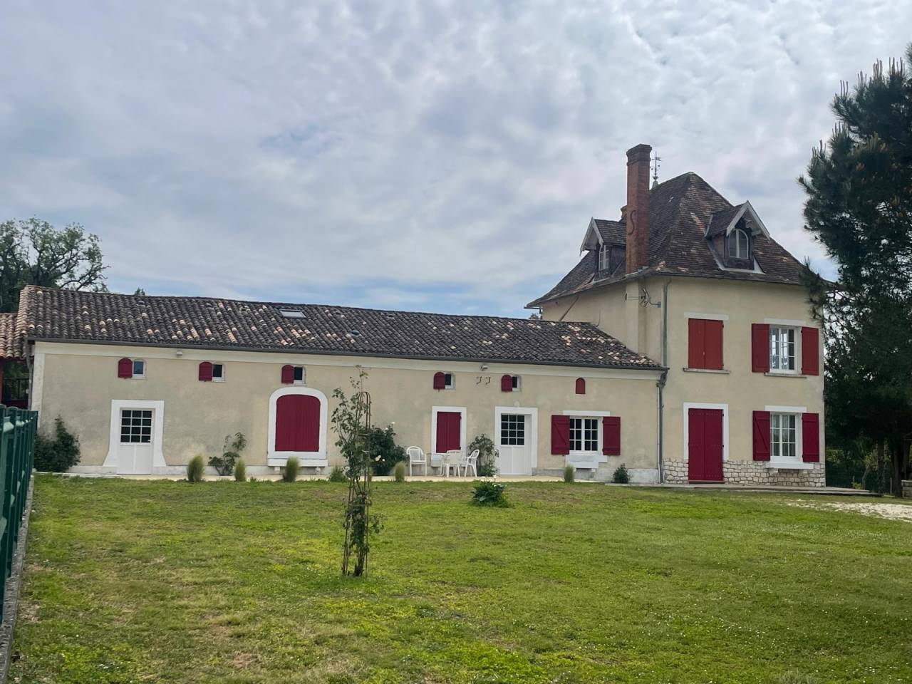 Domaine de chasse de 100 ha avec gîtes