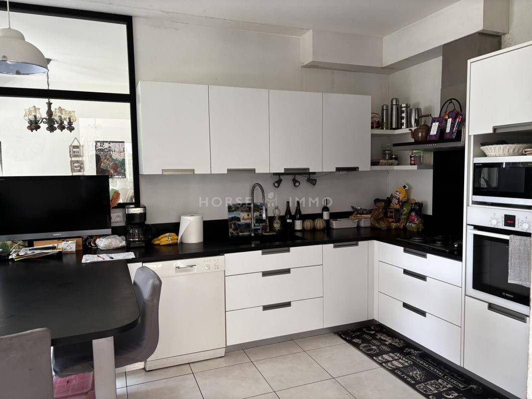 Maison d'Architecte avec &Eacute;curies et Acc&egrave;s Direct aux Plages