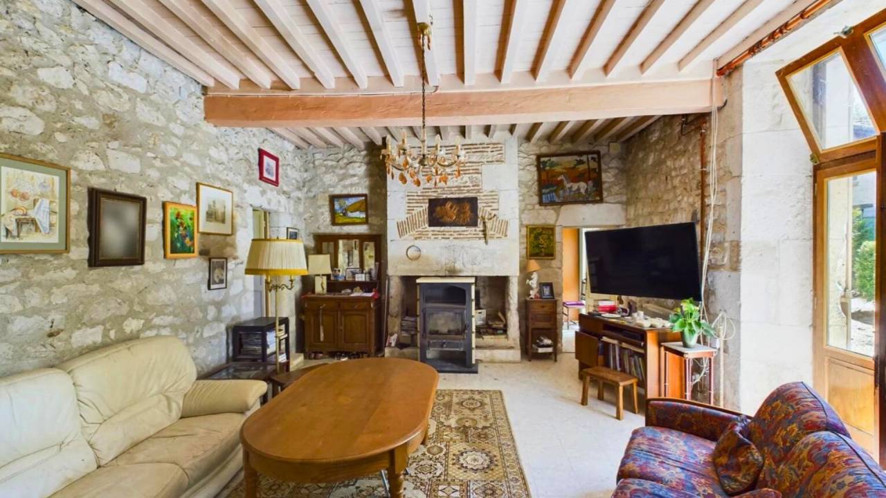 Domaine de charme de 40 hectares (47)