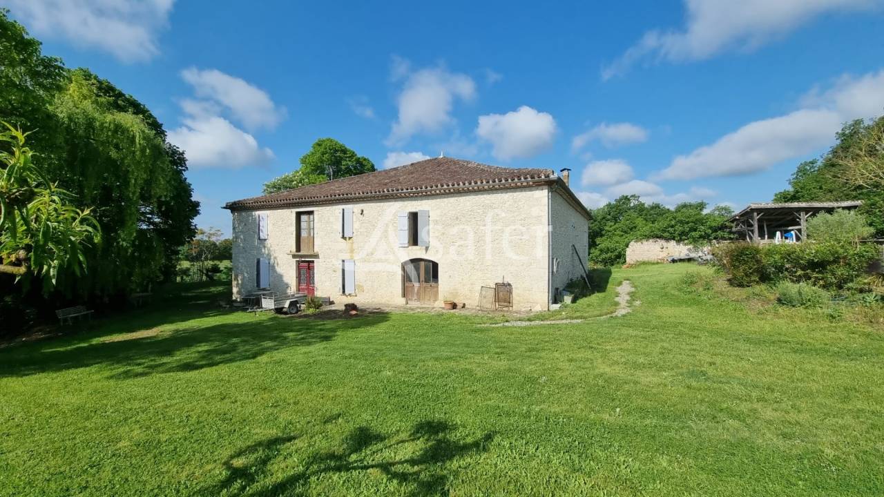 Proche Saint-Clar - Propriété de 3,5ha